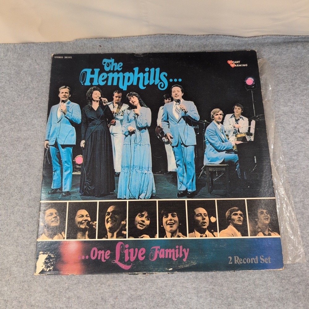 The Hemphills One Live Family 2 LP Vinyl Record Set HeartWarming 2R3352 Gospel - Picture 1 of 2